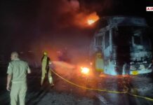 9 Killed As Sleeper Bus Catches Fire On Yamuna Expressway, Passengers Jump To Escape