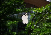 The man who built Apple’s stores doesn’t buy Silicon Valley’s bet on AI shopping