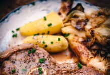 Lamb Steaks with Buttery Cabbage (lammelår i skiver med stekt kål)