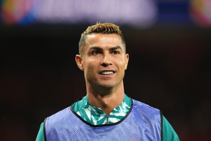 cristiano-ronaldo-portugal-looks-substitute-142788243.jpg