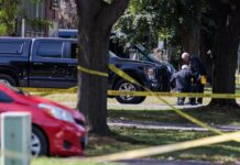 Officer thwarted Ontario synagogue shooting despite life-threatening injuries