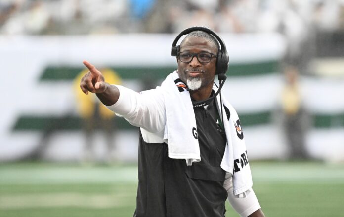 head-coach-aaron-glenn-new-141891286_46f237.jpg