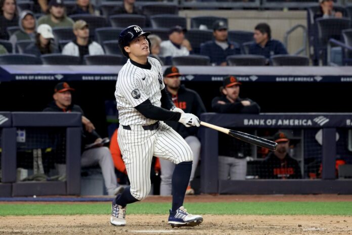 hits-two-run-rbi-ground-142560446_c4d197.jpg