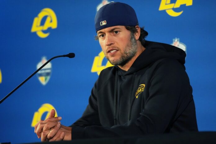 los-angeles-rams-quarterback-matthew-140555151.jpg