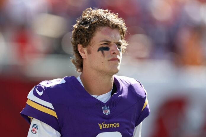 minnesota-vikings-quarterback-j-j-142821156_bff1c6.jpg