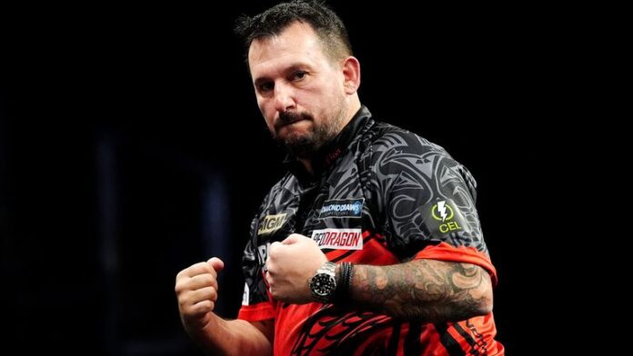 skysports-clayton-darts-new-zealand_7322236.jpg