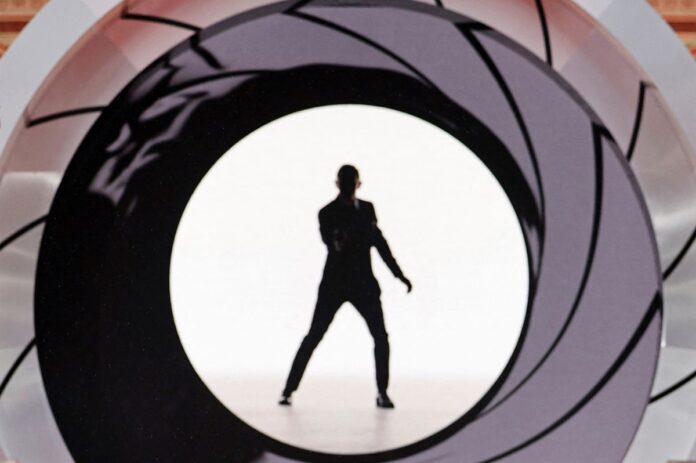0_BRITAIN-US-ENTERTAINMENT-CINEMA-FILM-BOND.jpg