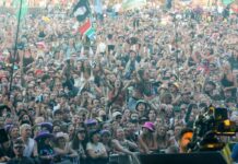Glastonbury tickets sell out in just 42 minutes as fans left gutted after missing out
