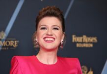 Kelly Clarkson Condemned for ‘Reprehensible Abuse of Power’ By Store Owner