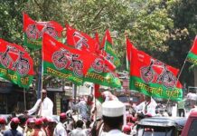 SP Press Conference Disrupted After Supporters Clash In Gorakhpur