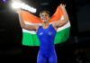 Delhi HC Asks WFI to Decide Show-Cause Notices to Vinesh Phogat