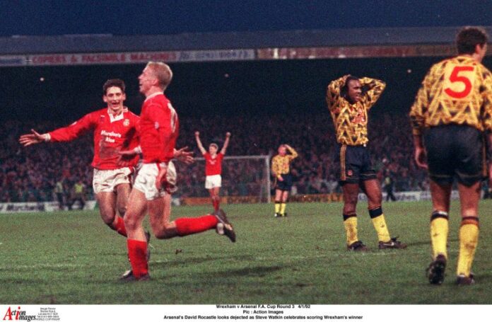 1992-01-04T000000Z_1_MT1ACI1670053_RTRMADP_3_SOCCER-ENGLAND-ARS-1793171335.jpg