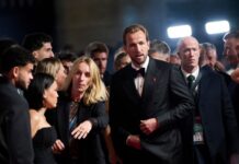 Harry Kane shows true personality in moment with fans on Ballon d’Or red carpet