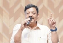 Minister Durgesh Announces 780 New Pensions For Nidadavolu Town