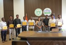 CMC Chief Appreciates Sanitation Staff for Ganesh Immersion Duty