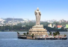 Hyderabad: Auto Driver Rescues Six-Year-Old Girl Thrown Into Hussain Sagar