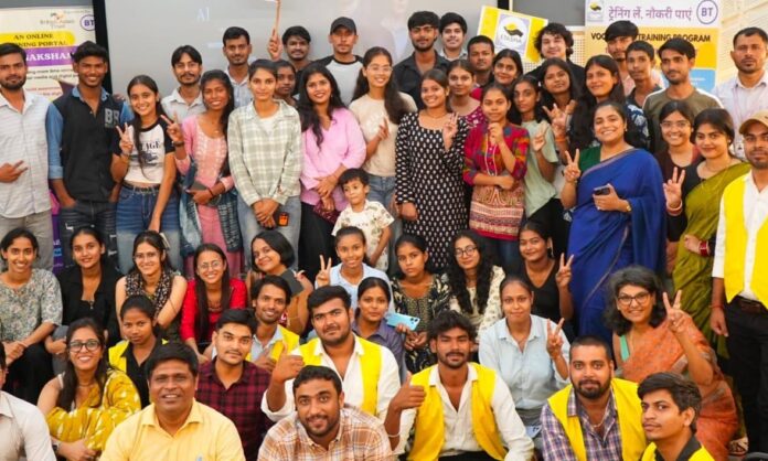 2098871-etasha-society-launches-digisaksham-to-help-young-people-spot-online-scams-fake-jobs-and-fraud.jpg