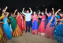 Sajjanar Participates in Bathukamma Celebrations