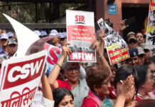 Women’s Groups Protest at Delhi Police HQ Over Alleged Harassment During SIR Protests