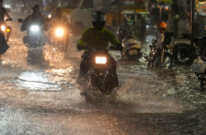 2103009-rain.jpg