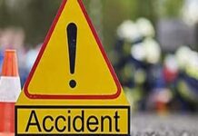 One Dead, Two Injured as Car Hits Pedestrians in Nakrekal