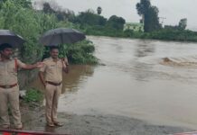 Cyclone Arnab: Police Prohibit Traffic on 2 Flooded Causeways in Anakapalli