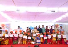 1,600 Students Participate in National Unity Day Celebrations