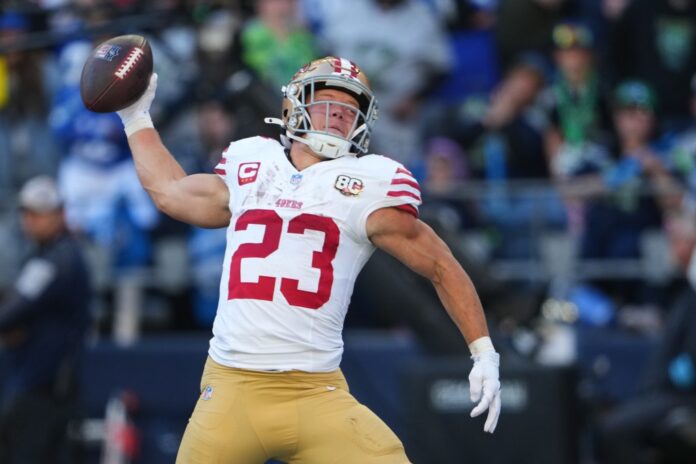 23-spikes-ball-scoring-touchdown-144687759.jpg
