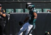 Prescott throws a gem to guide the Cowboys past the Eagles and ease pressure on outspoken Schottenheimer
