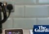 ‘Scattergun’ budget will still leave Britons facing higher energy bills, says leading thinktank