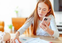 Suppliers pile pressure on government over energy bills
