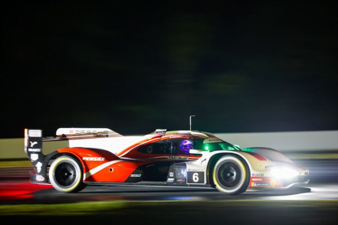 6-porsche-penske-motorsport-po.jpg