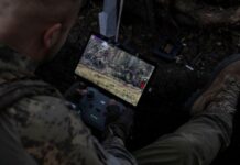 Why is Starlink internet so important on the battlefield in Ukraine?