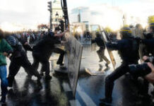 Fifth round of French student protests erupts into clashes (VIDEOS)
