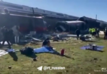 Fury erupts outside Spanish Transport Ministry after train disaster (VIDEOS)