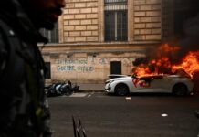 French government in crisis talks after ‘colossal failure of the state’
