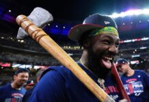 Stitches finishes winning MLB wild card round: LDS picks next