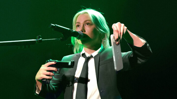Phoebe_Bridgers_Sends-NIB-IHA-G.jpg