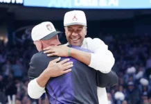 Tony Finau drains $1 million putt for charity, courtesy of Pat McAfee