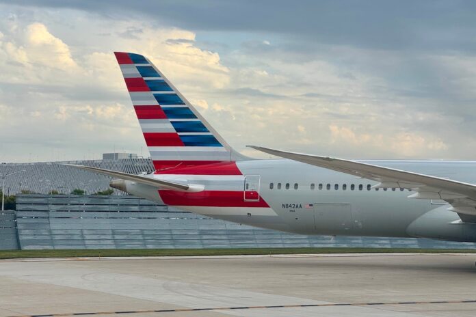 aa-787-9p-tail.jpeg