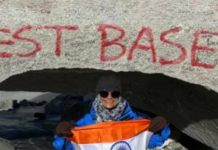 At 64, This Retired Delhi Judge Walked 65 km to Everest Base Camp With No Special Training
