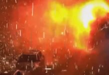 Footage shows moment Russian strike hits Ukrainian grocery store