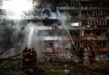 Kyiv hit by Russian ballistic missiles for second day with no warning