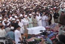 Peshawar mourns children killed in school roof collapse