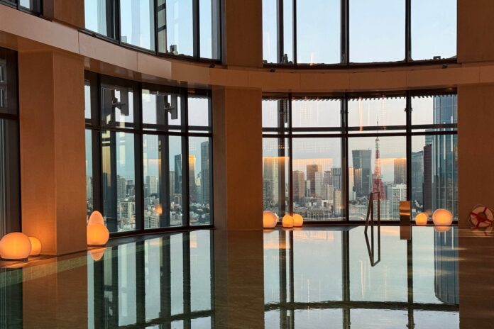 jw-marriott-tokyo-pool.jpg
