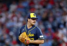 Padres vs. Brewers NLDS Game 2 prediction: Logan Henderson will lead Milwaukee to victory