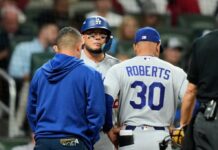 Miguel Rojas out for Dodgers in NLDS Game 4 with back injury
