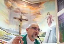 Horrific moment priest killed by falling crucifix during livestreamed Mass