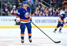 Scott Mayfield has no interest in moving on from Islanders despite benching