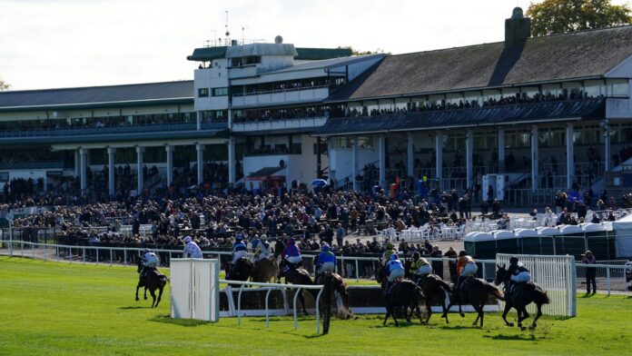 skysports-chepstow-racing_6713623.jpg